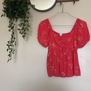 American Eagle Short Sleeve Blouse Red / Floral